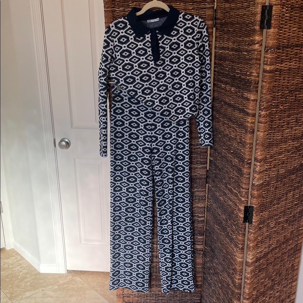 Zara Navy and White Patterned 2 Piece set